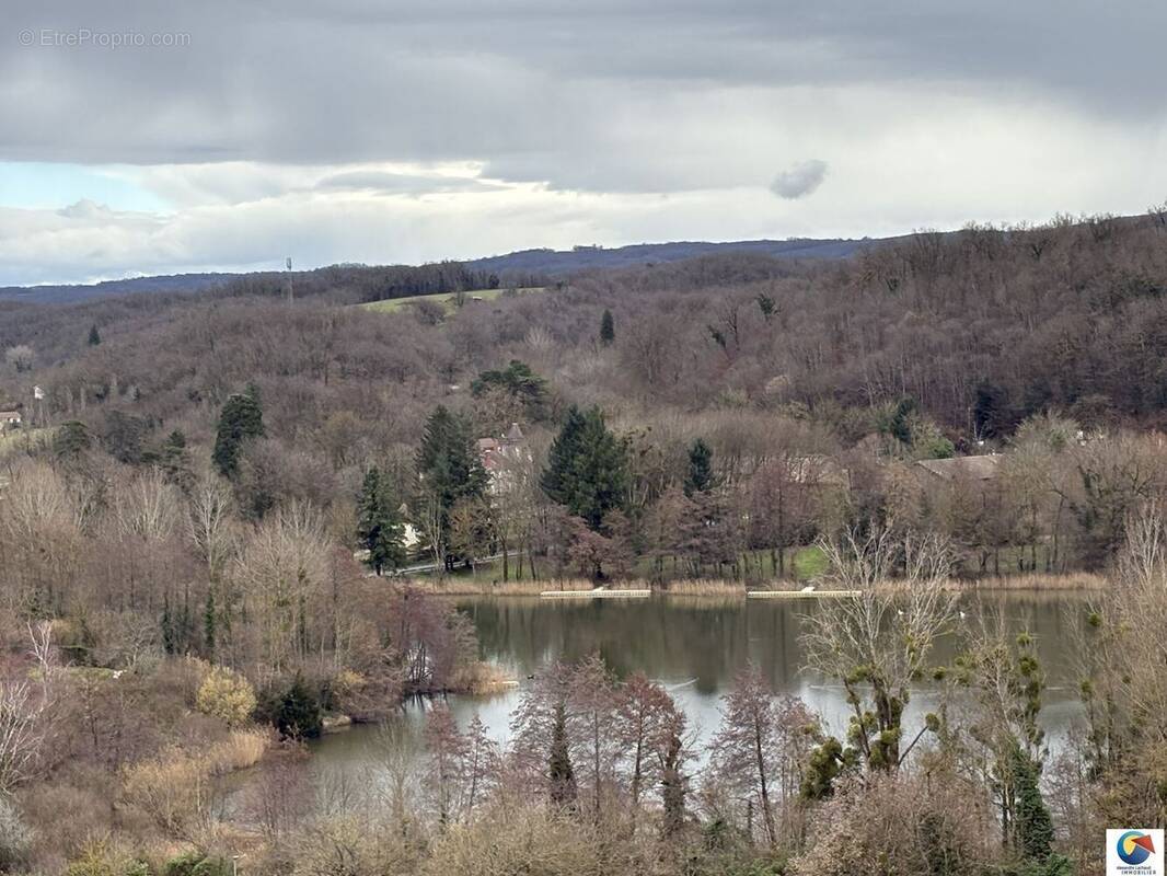 Appartement à VILLEFONTAINE