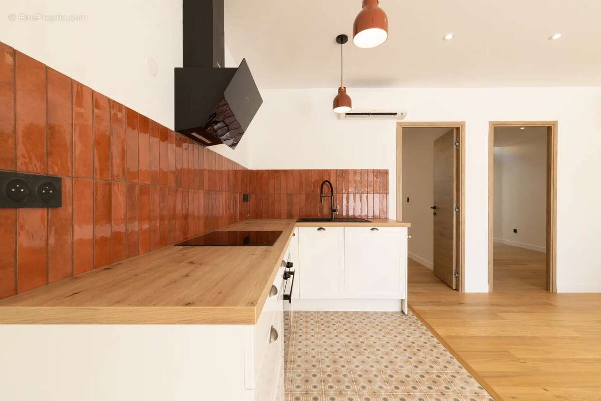 Appartement à MARSEILLE-8E