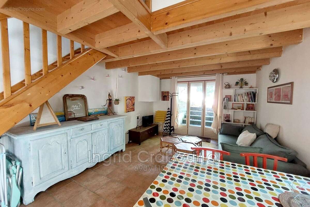 Appartement à VAUX-SUR-MER