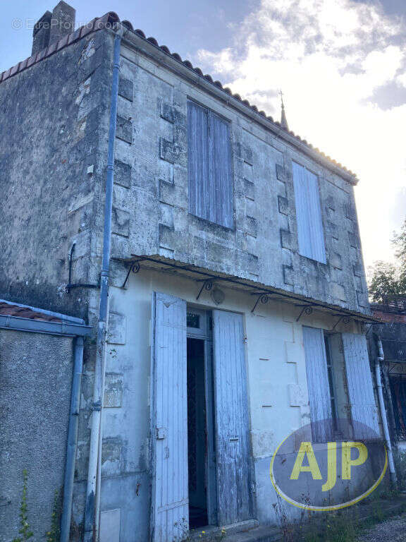 Maison à CISSAC-MEDOC