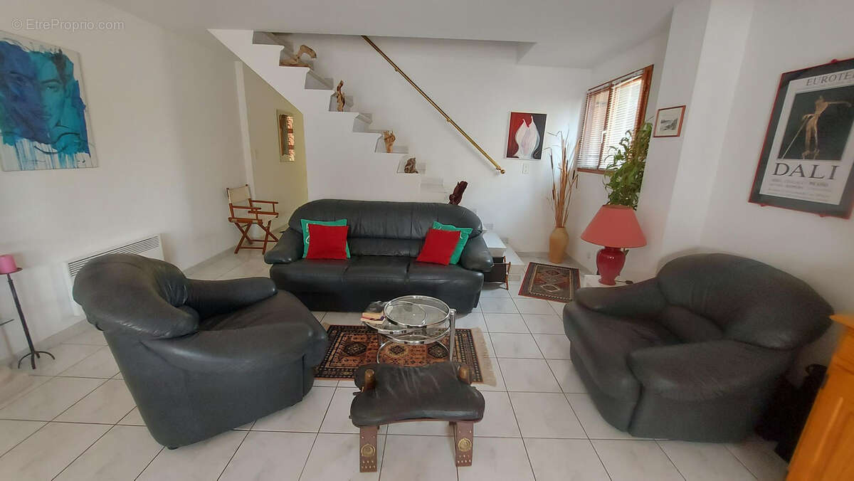 A Sainte Marie plage, villa individuelle à proximité de la plage - photo 11