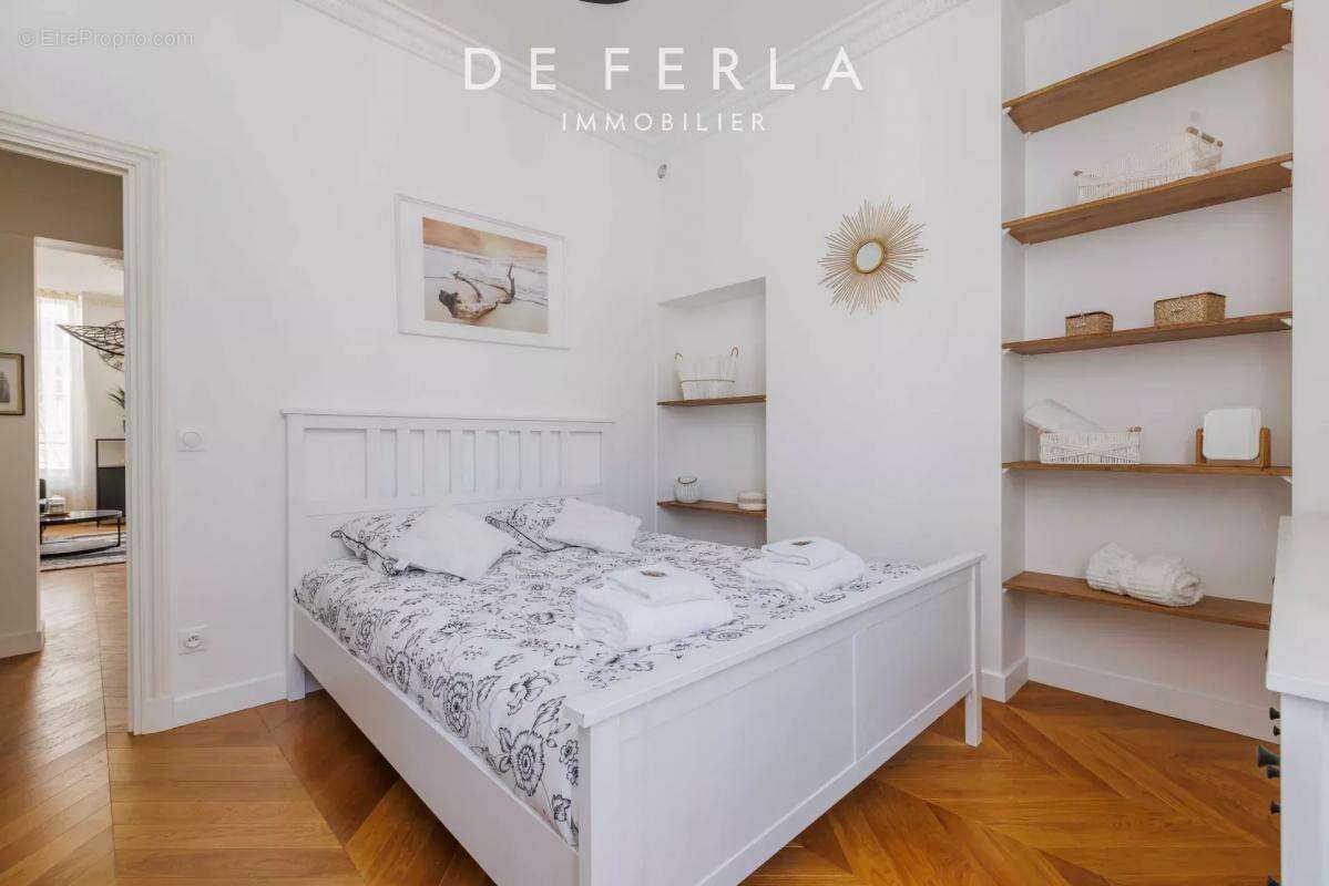 Appartement à PARIS-3E