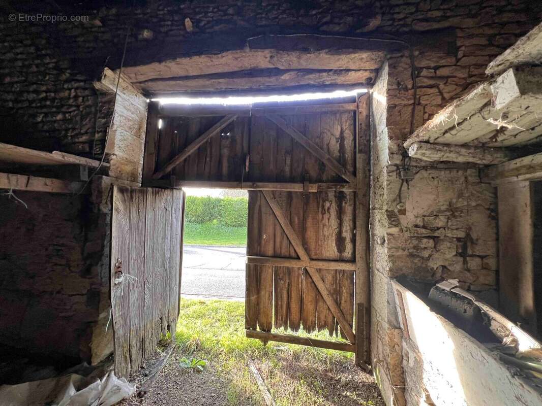 Maison à SAINT-LAURENT-DE-CERIS