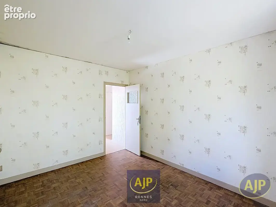 Rennes Jeanne d'arc - Appartement T3 avec garage et balcon - Rénové ! - photo 7