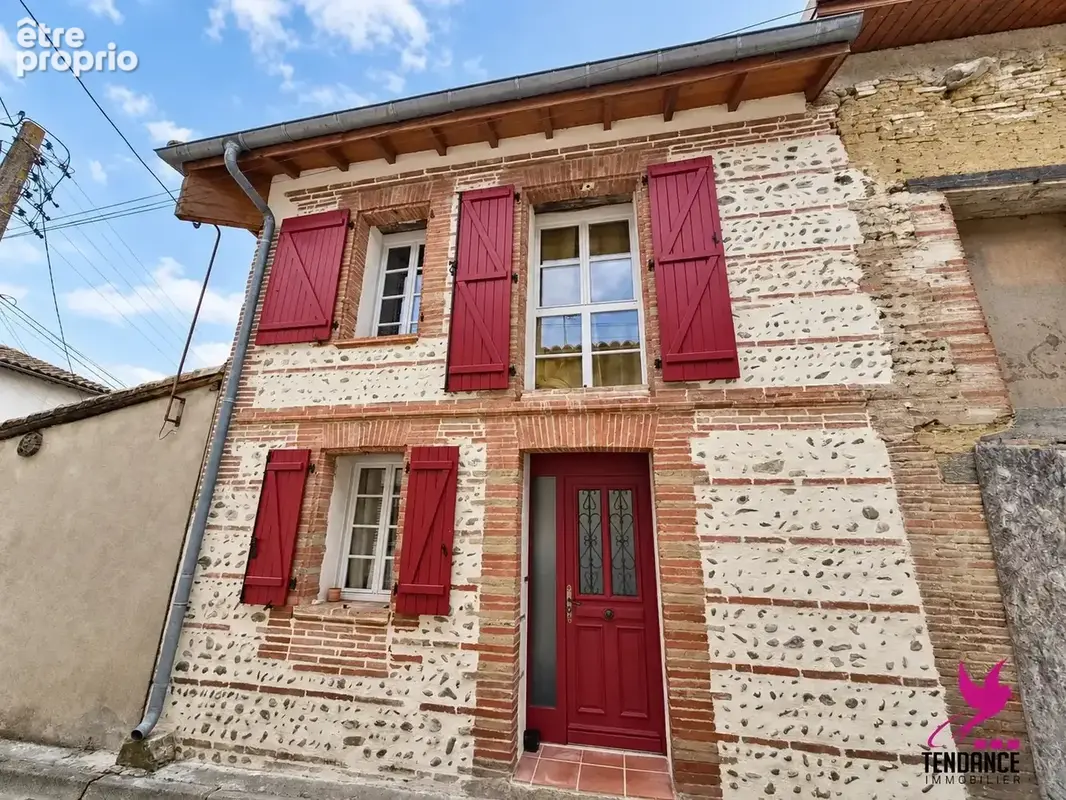 Exclusivité LAUNAC– Maison rénovée, 3 chambres, Jardinet. - photo 9