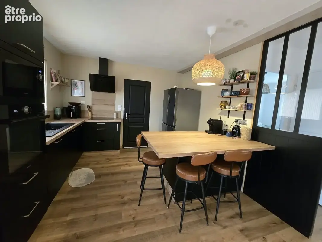 Appartement 118 m² à Venables  - photo 3