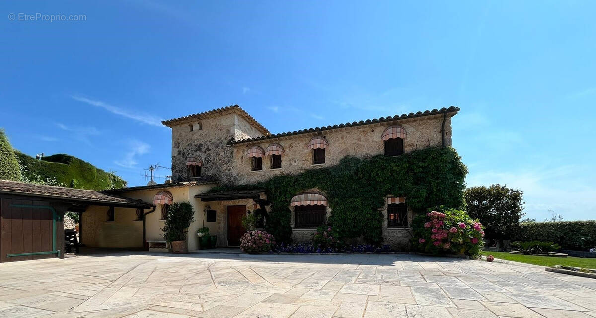 Maison à LA COLLE-SUR-LOUP