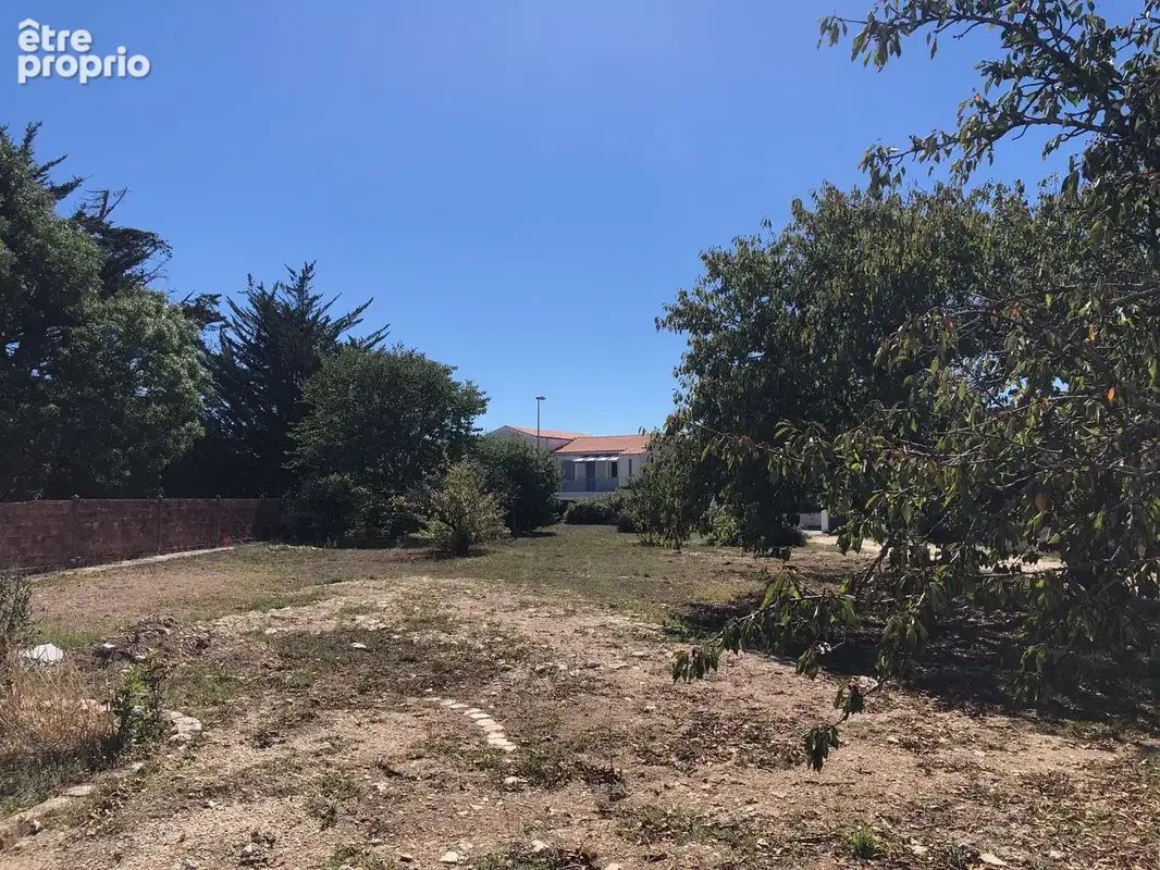 Terrain de 400 m2 - Angoulins · 231 000 €