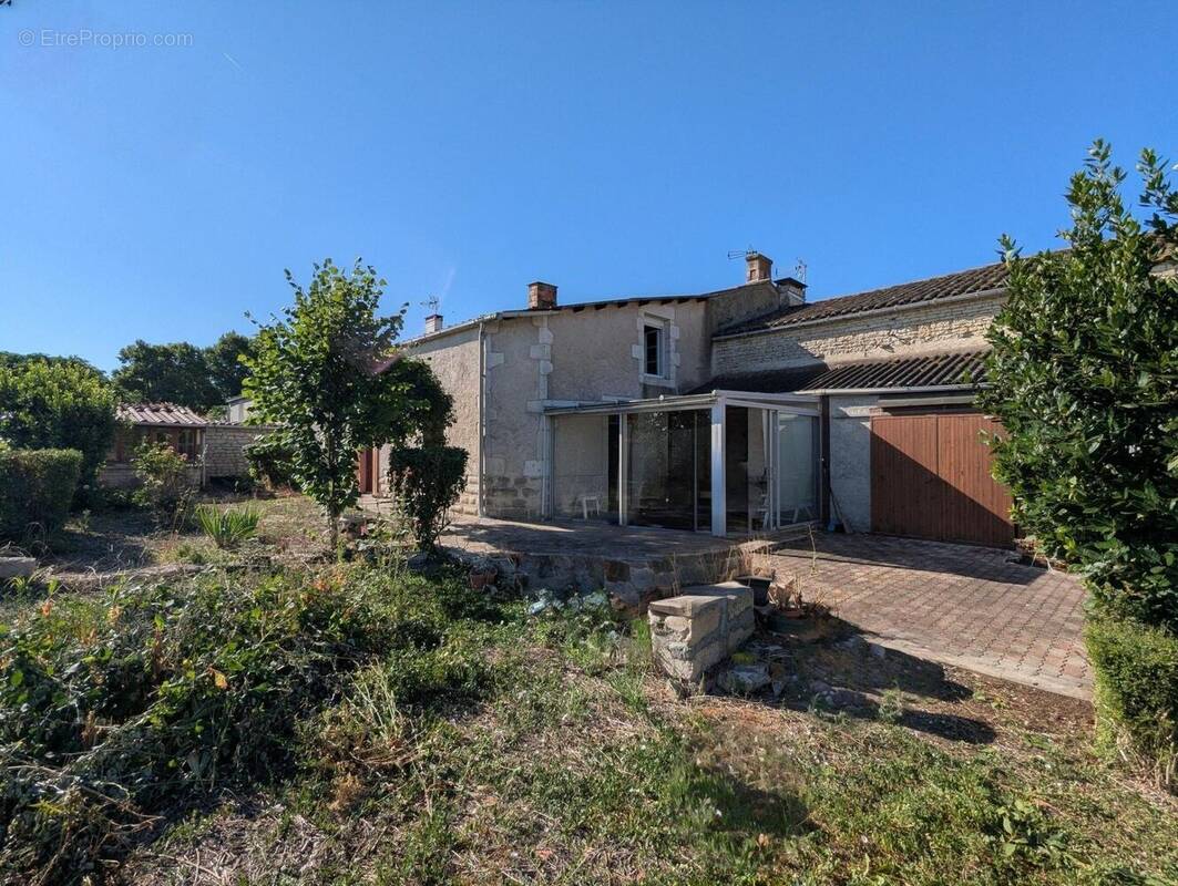Photo 1 - Maison à MAUZE-SUR-LE-MIGNON