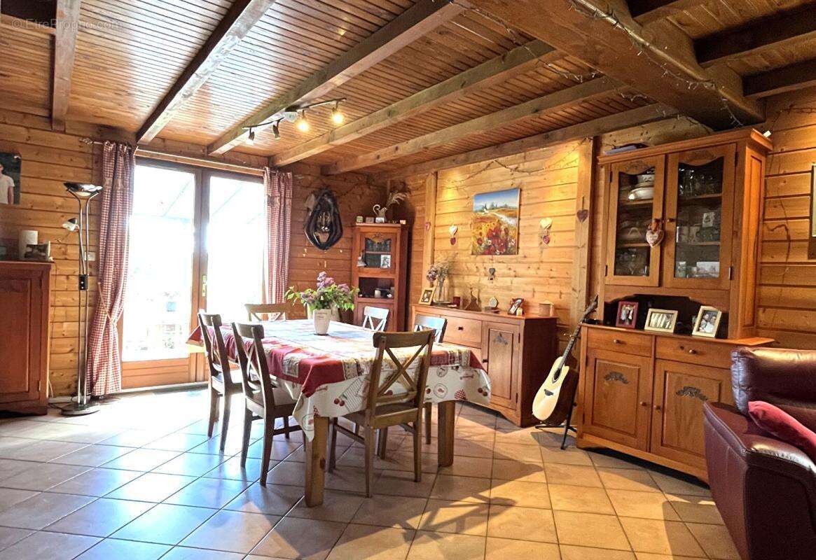 Vue exceptionnelle & esprit chalet : villa atypique à AROMAS - photo 11