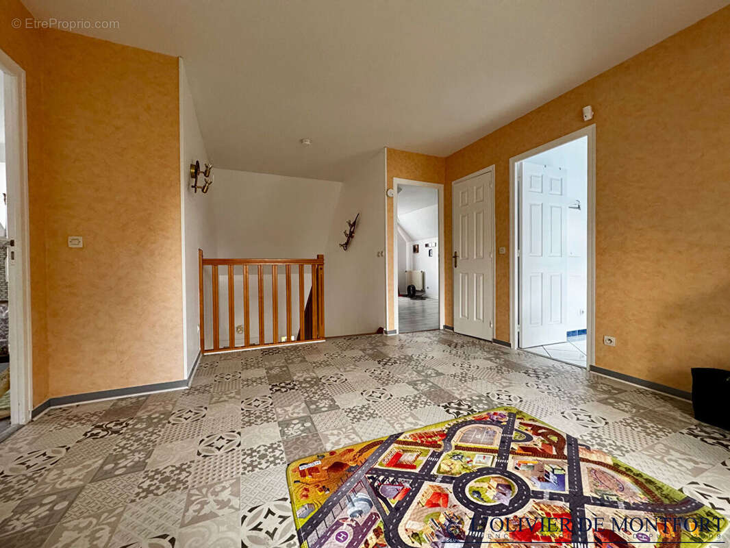 Maison à MONTFORT-L'AMAURY