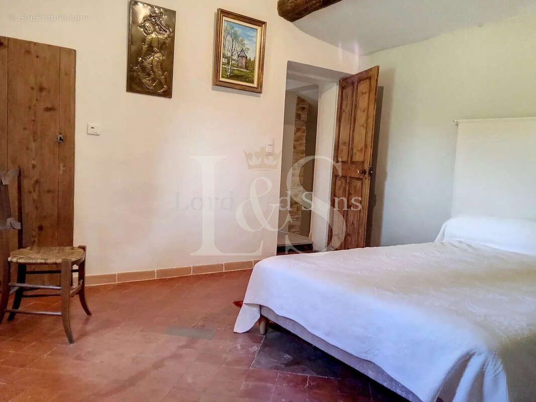 Maison à VAISON-LA-ROMAINE