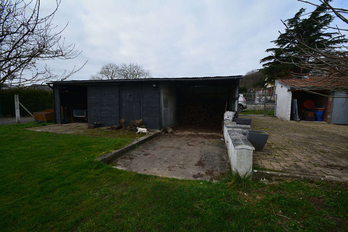 Maison à COUCY-LE-CHATEAU-AUFFRIQUE