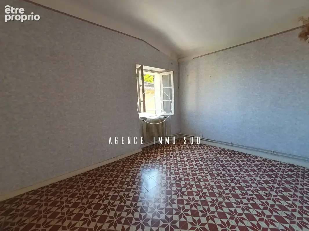 Maison individuelle 119m2 avec garage à rénover entièrement - photo 11