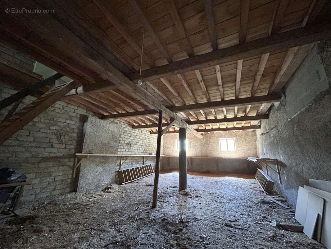 Maison à LA LECHERE