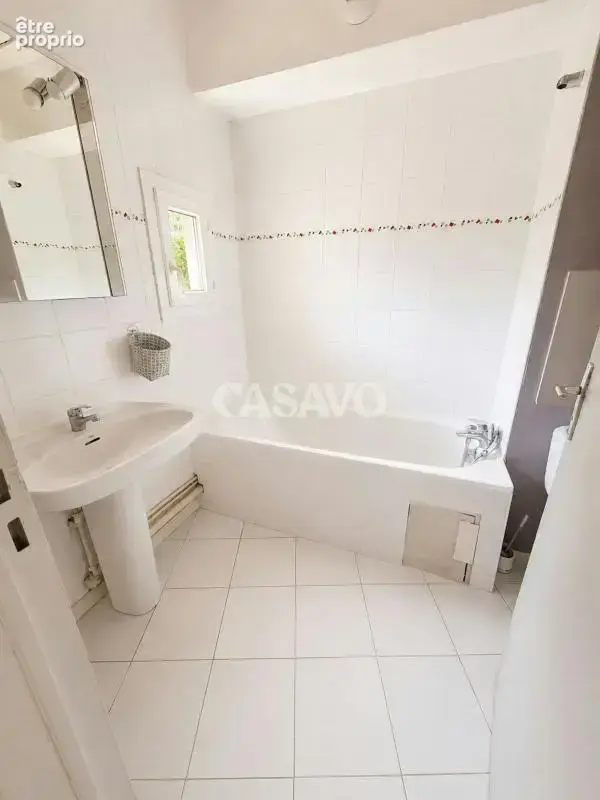 Vente Appartement 3 pièces de 75m² - 13090 Aix-en-Provence - photo 4