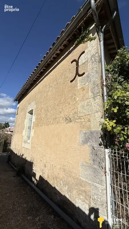 Dépendance en pierres avec garage et jardin clos  beau potentiel   centre ville - photo 7