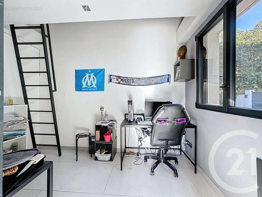 Maison à VAUVENARGUES