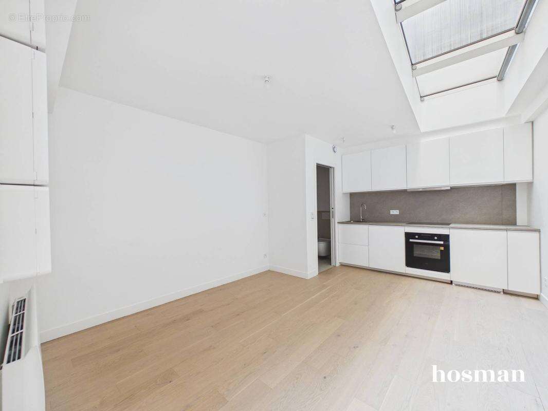Charmant studio de 21 m2 - Entièrement rénové en 2025 - Rue Drouot, Paris - photo 3
