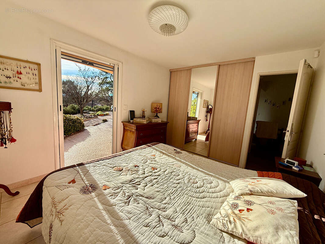 Maison à SAINT-MAXIMIN-LA-SAINTE-BAUME