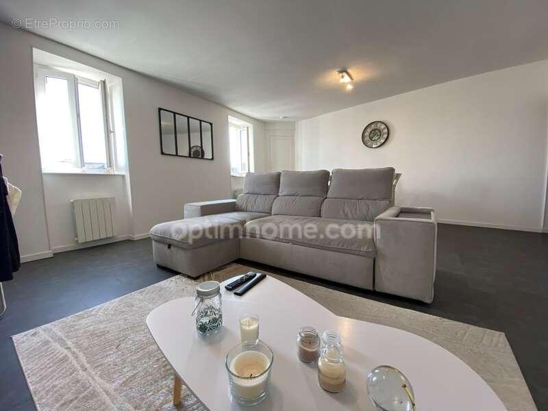 Appartement à QUIMPERLE