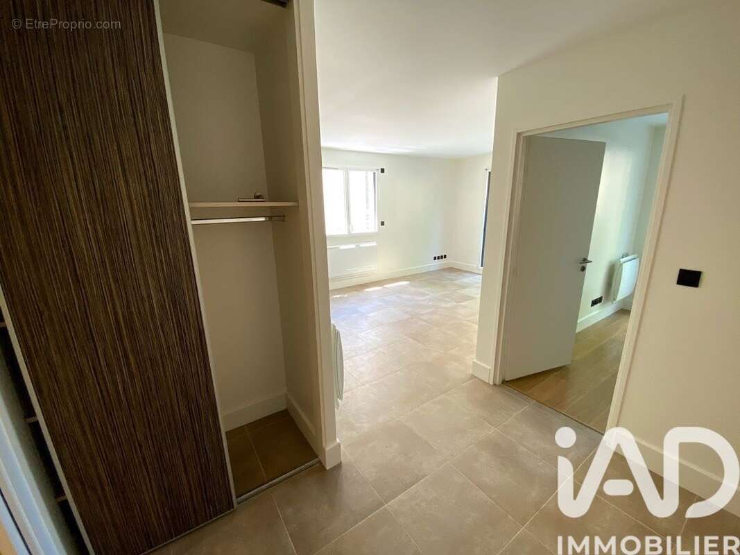 Photo 2 - Appartement à RUEIL-MALMAISON