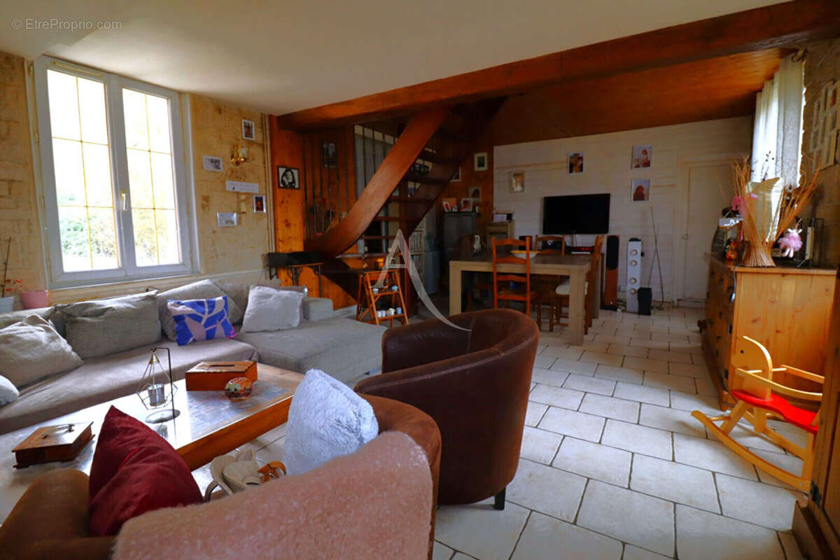 Maison à HONDOUVILLE