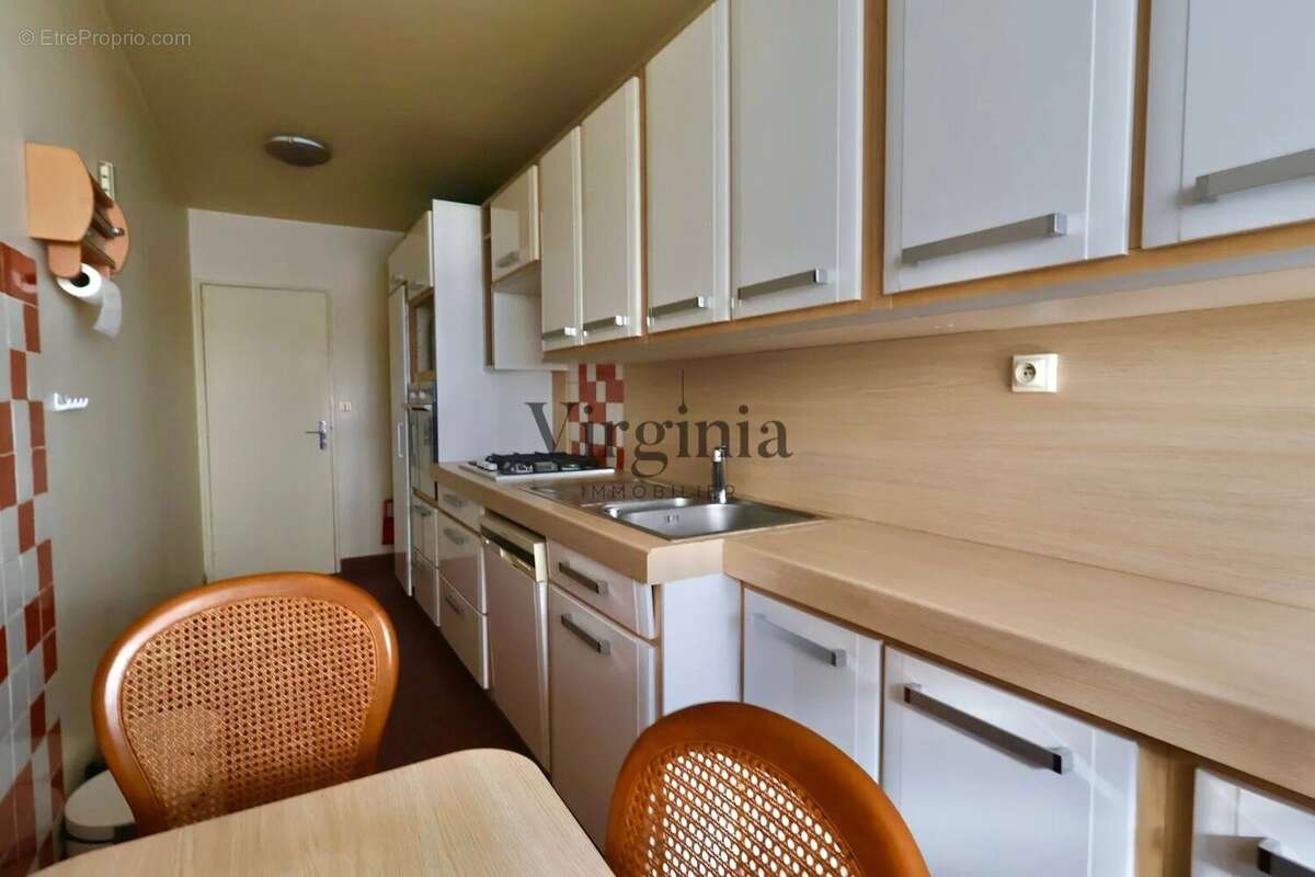 Appartement à PARIS-11E