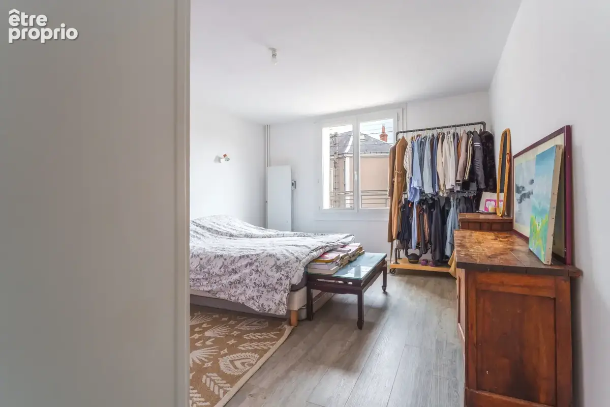 Investissement ensemble immobilier tours centre 5 logements 2 locaux commerciaux en exclusivite - photo 10