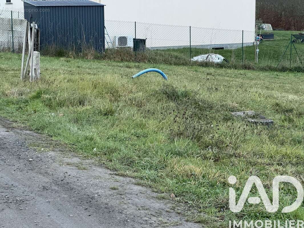 Photo 3 - Terrain à BUSLOUP