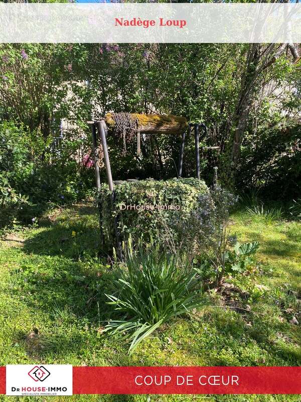 Maison à MOUTIERS-EN-PUISAYE