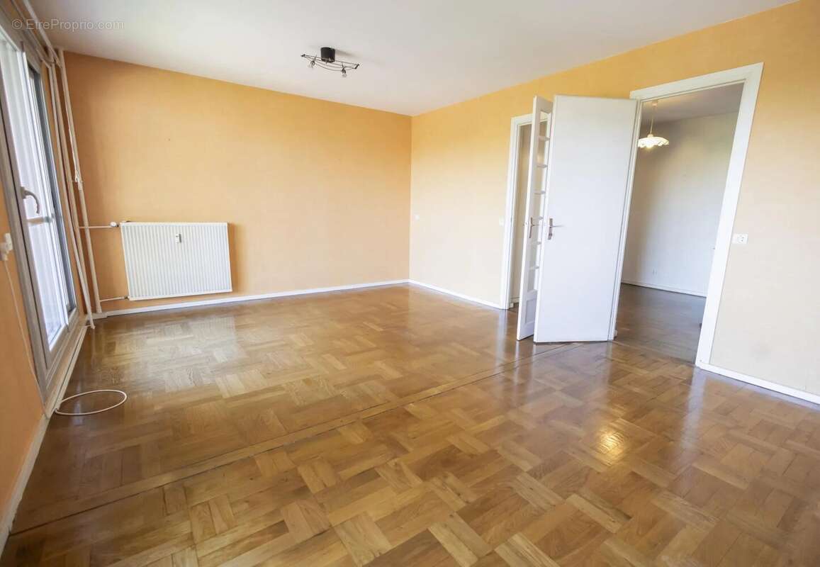 Appartement à CALUIRE-ET-CUIRE