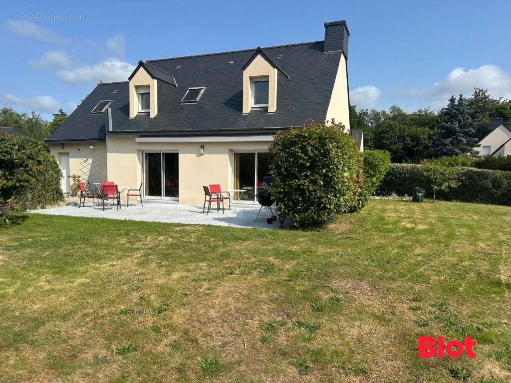 Maison à SAINT-NOLFF