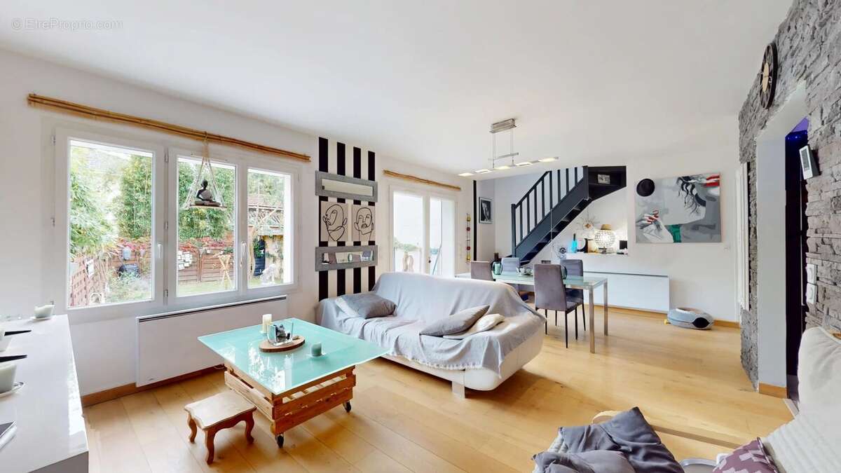 Maison à MONTFERMEIL