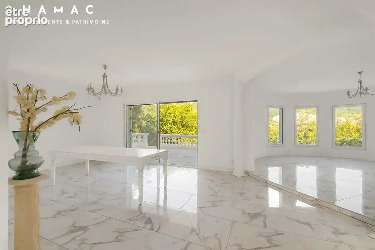 Maison -  6 pièces - Rochetaillée -sur-Saône - photo 9