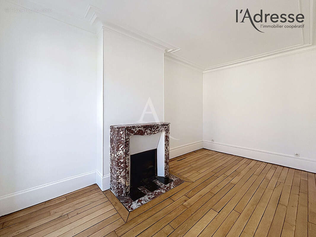 Appartement à SURESNES