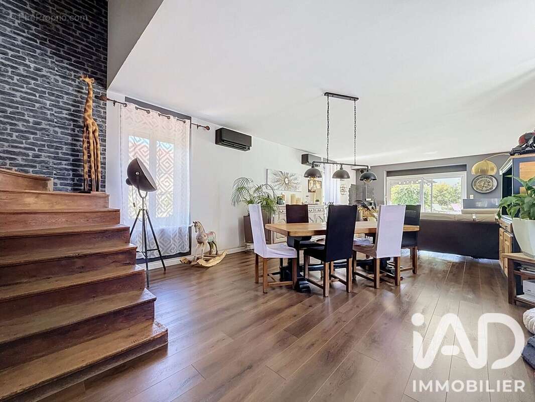 Maison 144 m² à Flammerans  - photo 2