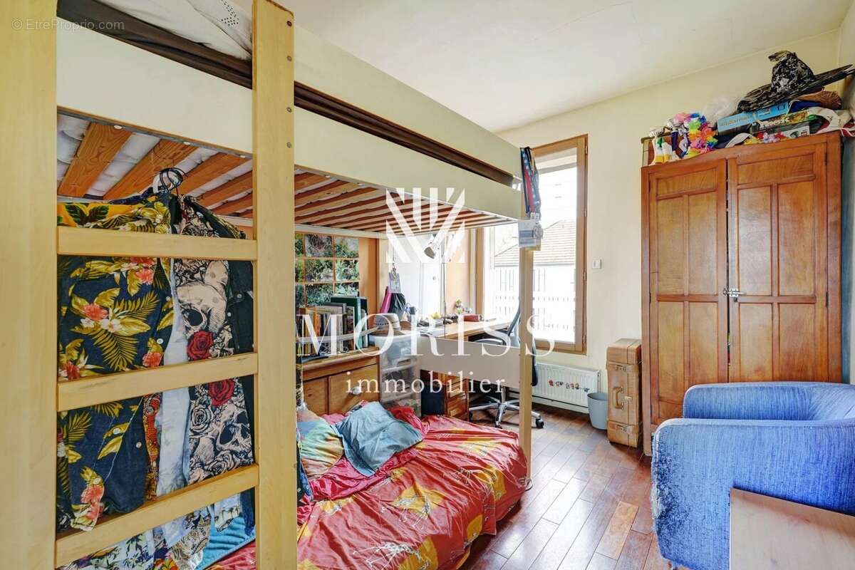 Maison à IVRY-SUR-SEINE