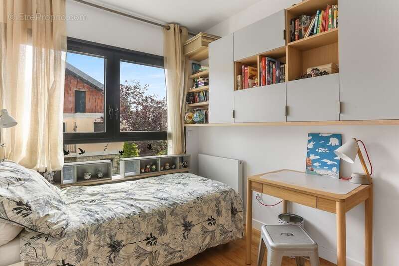 Appartement en triplex 6 pieces quartier du parc a saint-maur-des-fosses (94) - photo 13