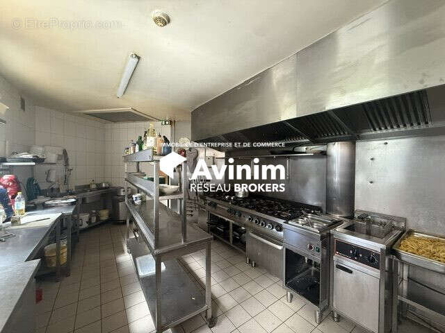 Commerce 529 m² à Sartrouville  - photo 5