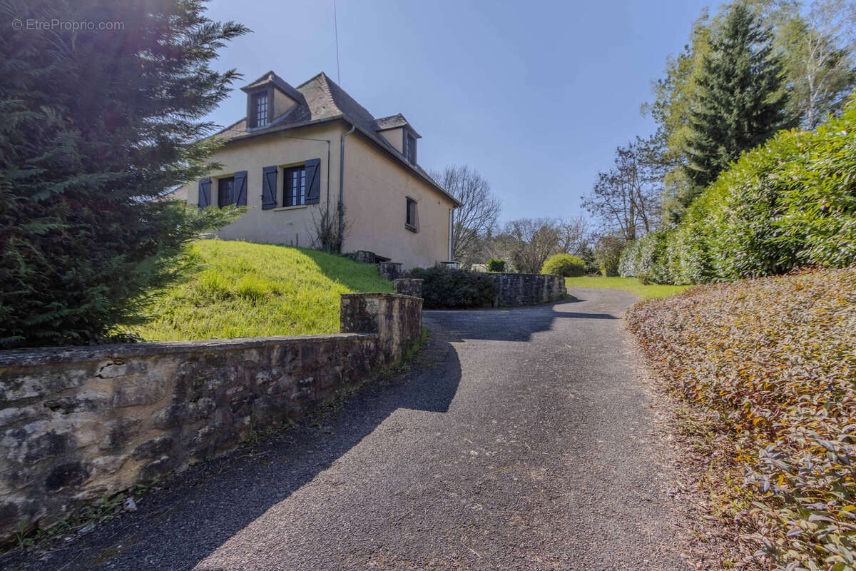 Maison à SARLAT-LA-CANEDA