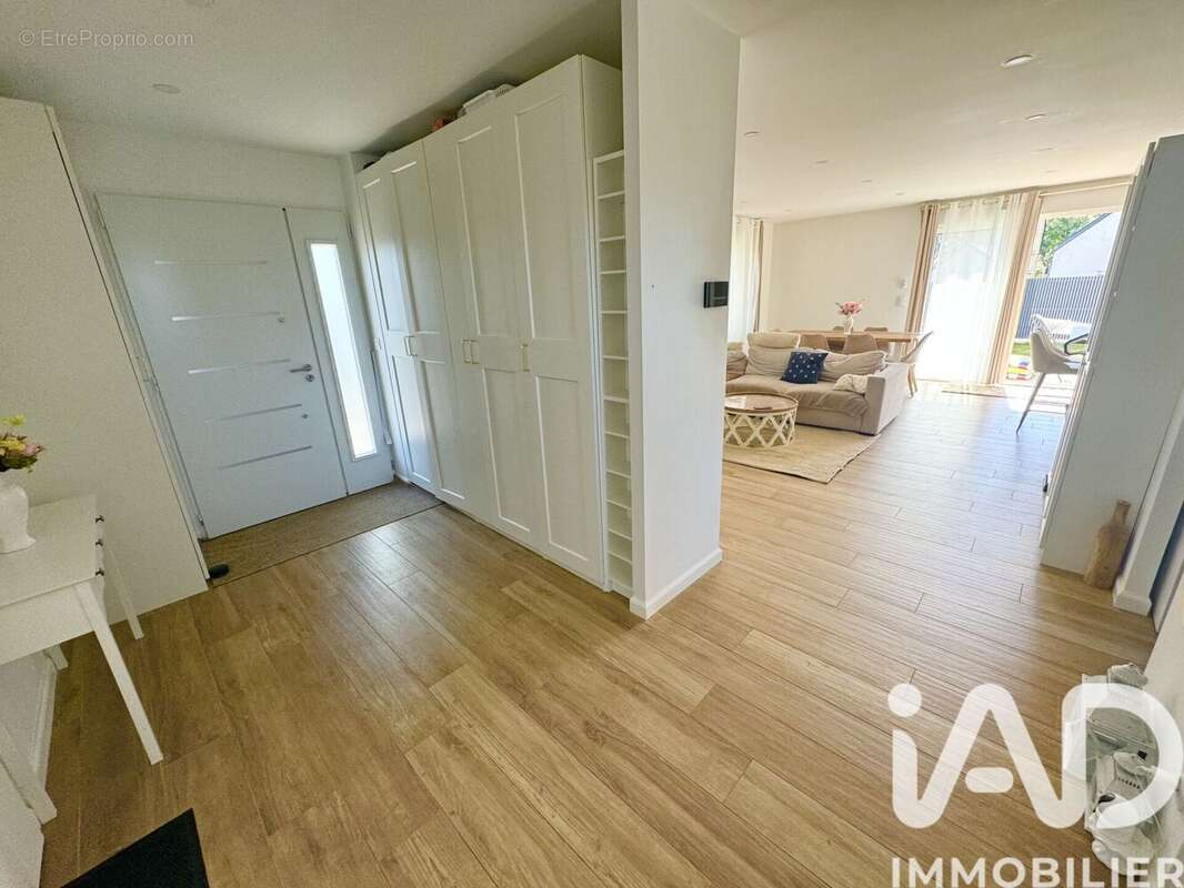 Photo 2 - Maison à SAINT-PRYVE-SAINT-MESMIN