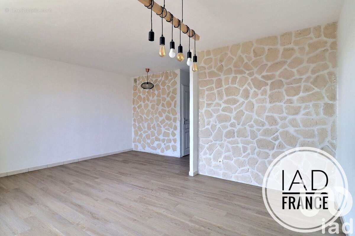 Photo 2 - Appartement à MARSEILLE-14E