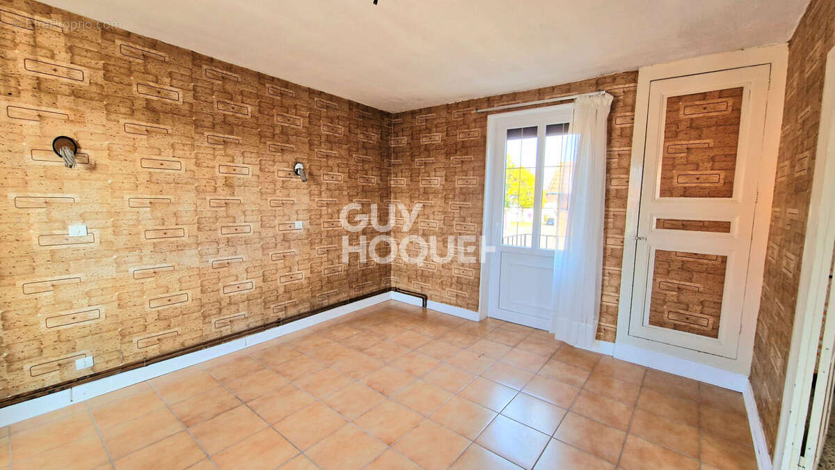 Maison à MONTCHANIN