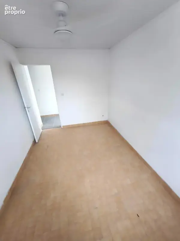 À vendre – appartement f3 de 90 m² à rénover – rivière-salée - photo 6