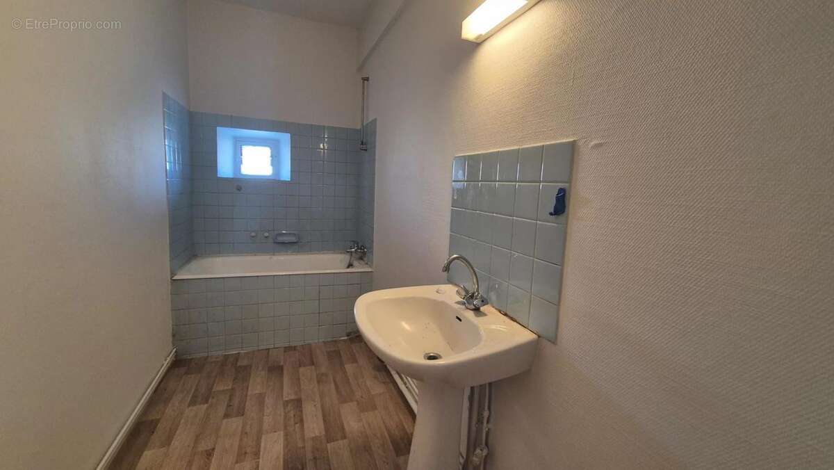 Appartement à BELLAC