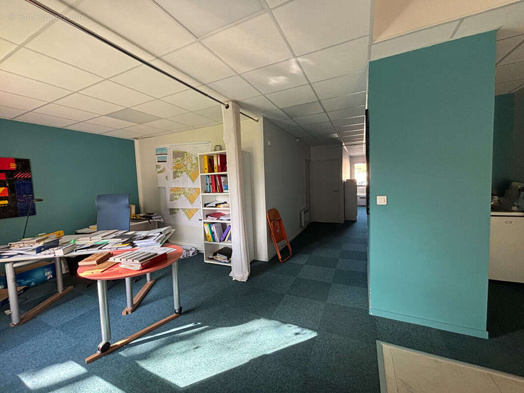 Bureaux 177m² à bourg-en-bresse - photo 2