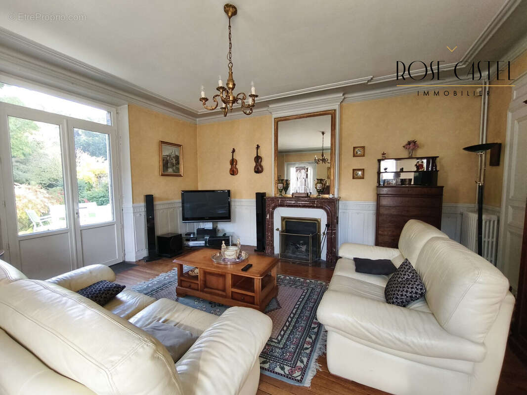 Maison 246 m² à Chartres  - photo 9