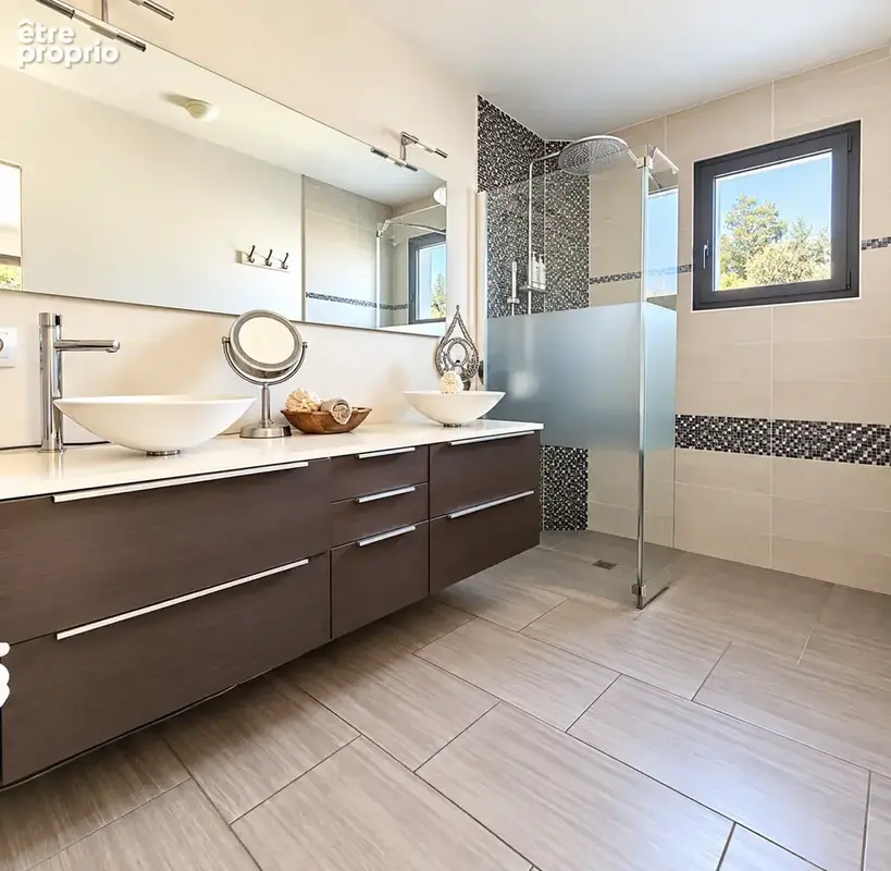 A vendre 5km gare de troyes maison 254,67m2 5 suites parentales piscine jardin 987m2 - photo 35