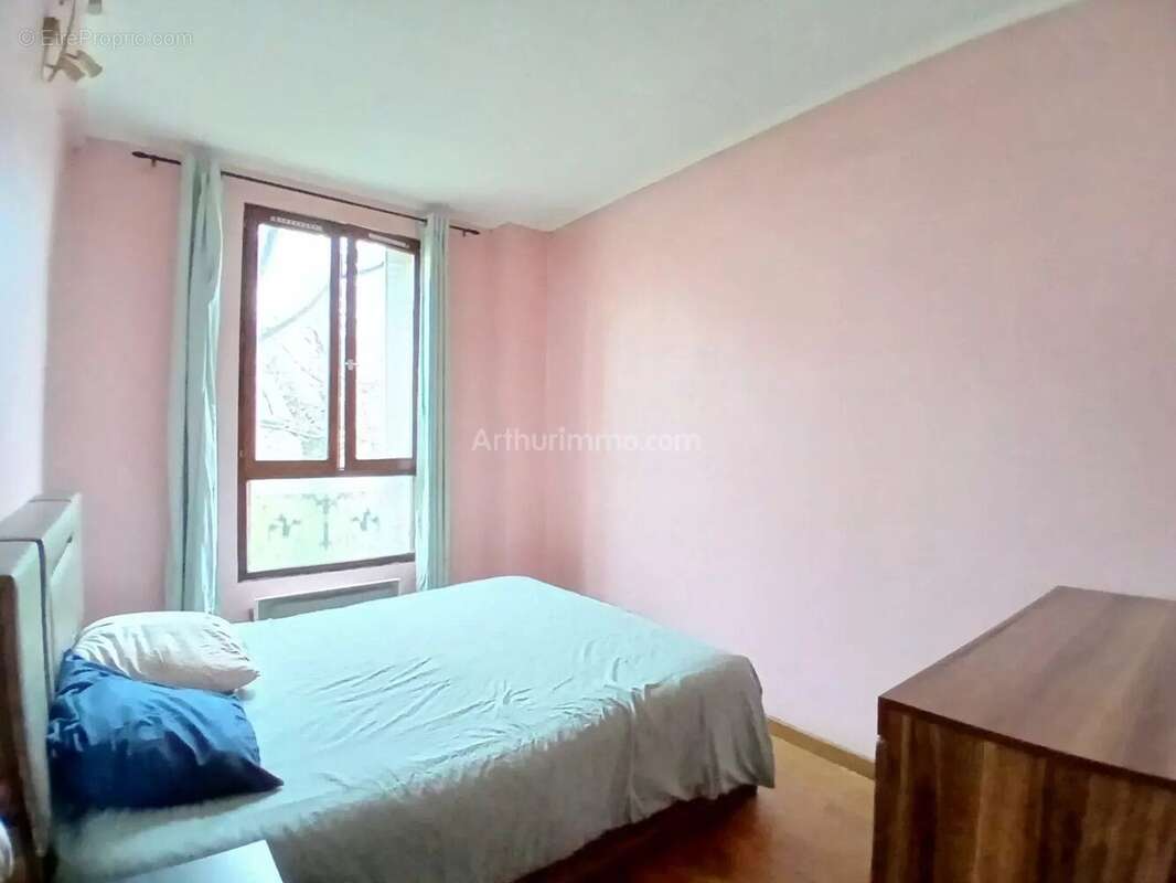 Appartement à VILLENEUVE-SAINT-GEORGES